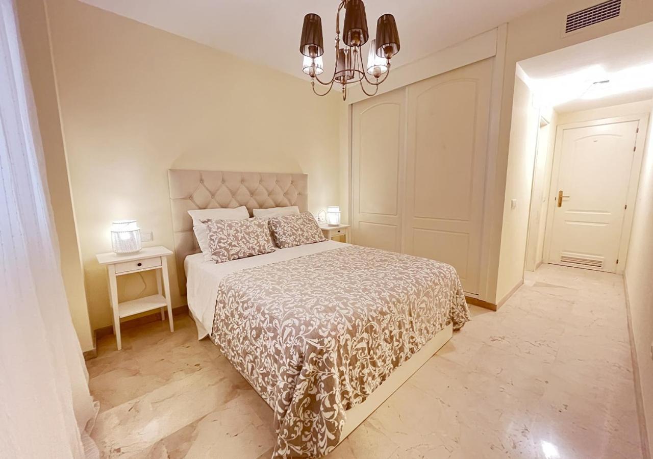 Apartamento Primera Linea Estepona By Isa Hoteles Екстер'єр фото
